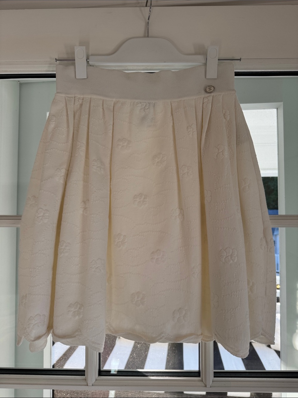 CHANEL Cream Floral Textured Circle Skirt